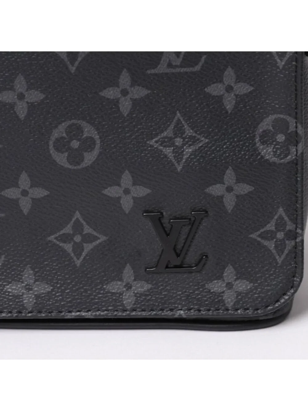 Louis Vuitton District PM Shoulder Bag Monogram Eclipse Canvas